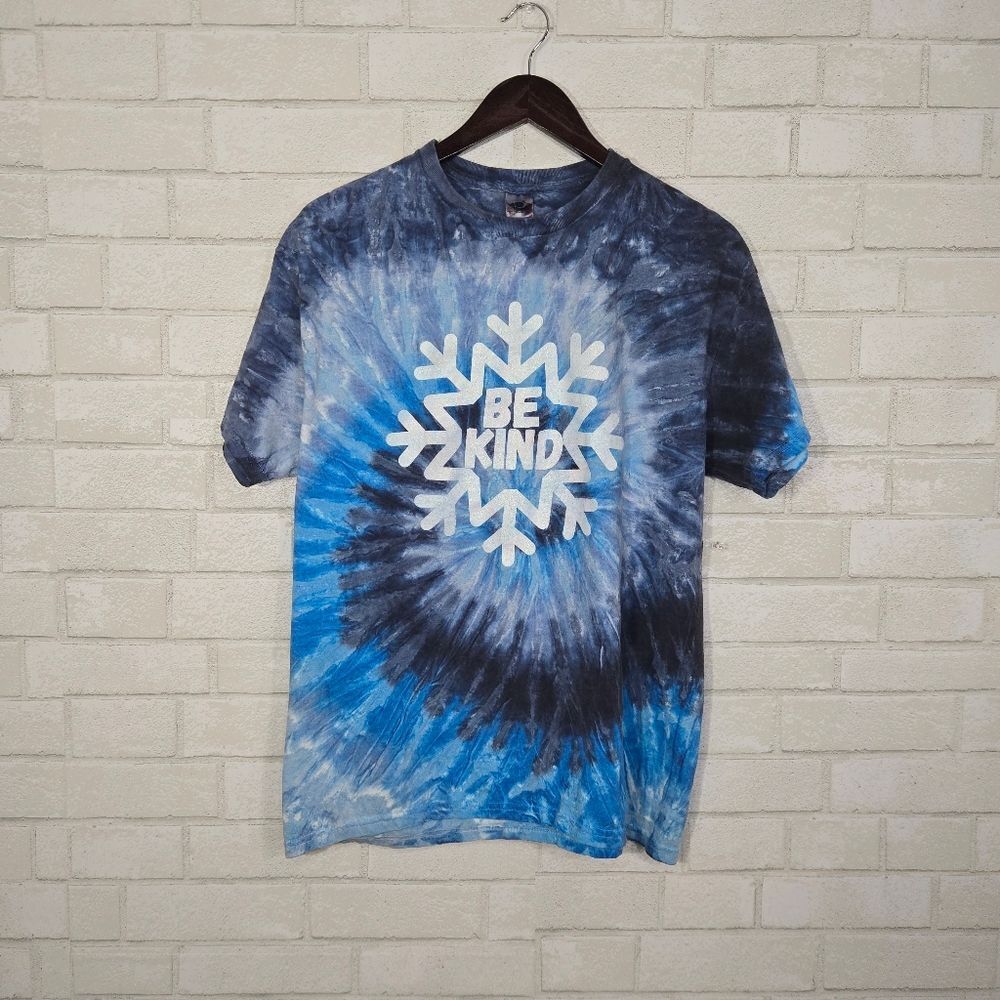 Be Kind tye dye snowflake tee